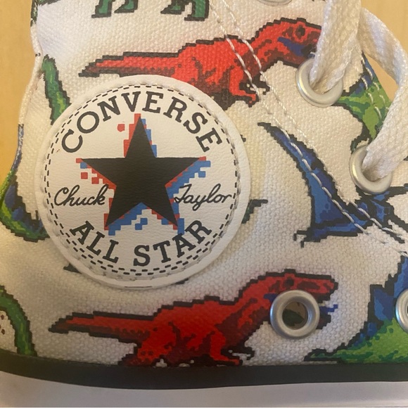 Toddler 10.5 Converse & Sandal Lot - Picture 11 of 15